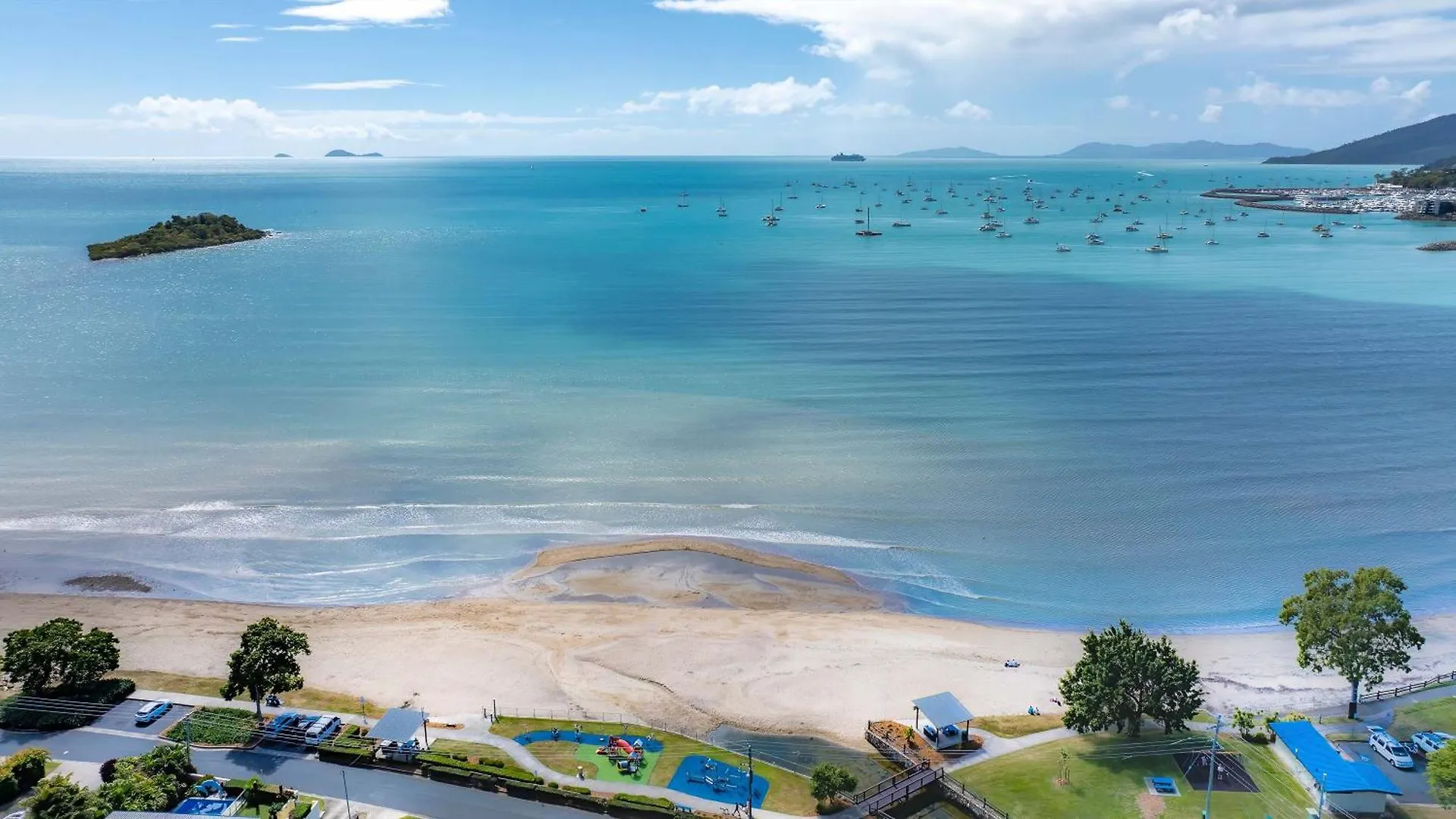 Apartment Whitsunday Escape - Beachfront With Private Pool Cannonvale